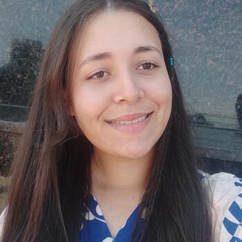 Babá em Aracaju: Thais