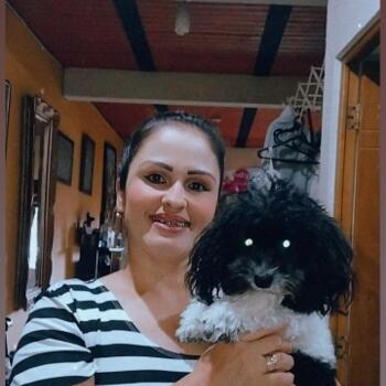 Babysitter in Bello: Adriana