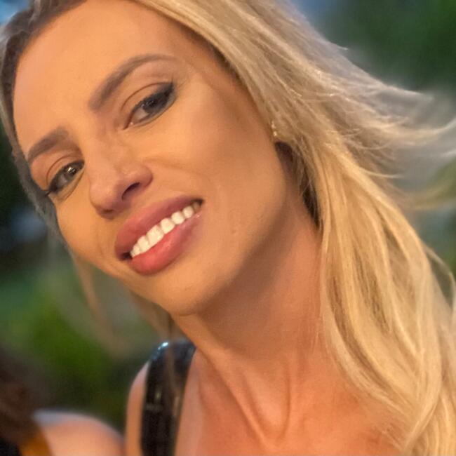 Babysitter in Albufeira: ELISANGELA
