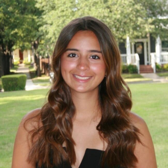 Babysitter in Watauga (Texas): Layla