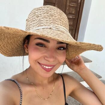 Babysitter in Foios: Nejoua