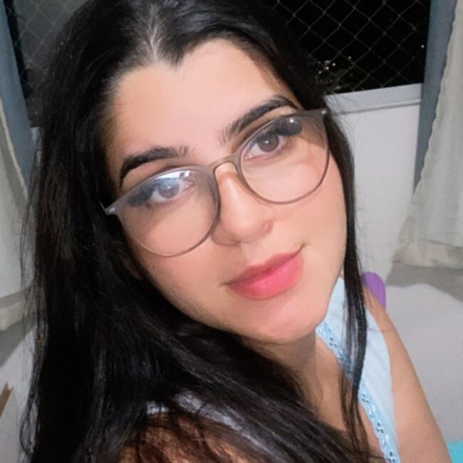 Babá em Uberlândia: Bruna