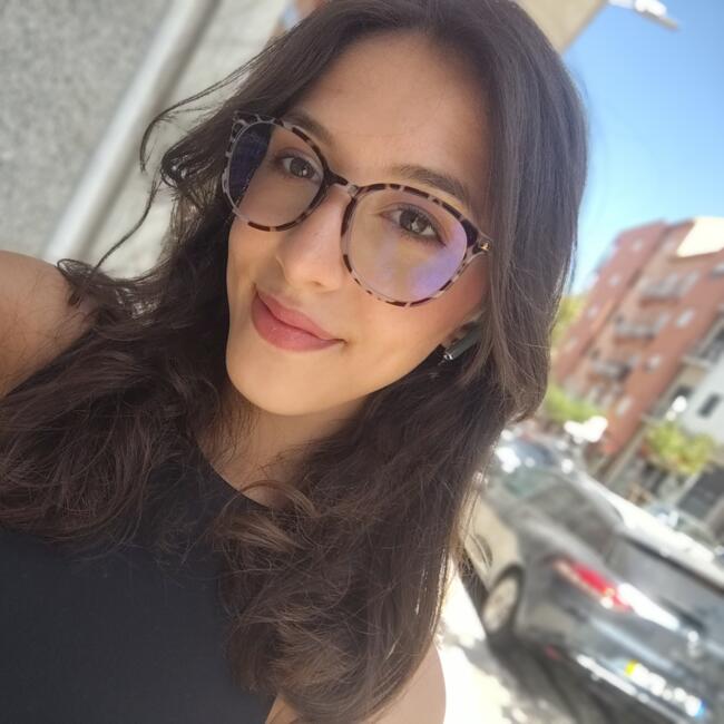 Babysitter in Viseu: Miriam