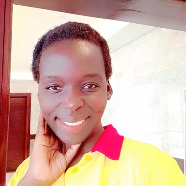 جليسة أطفال في أبوظبي: Nancy Omona Anena