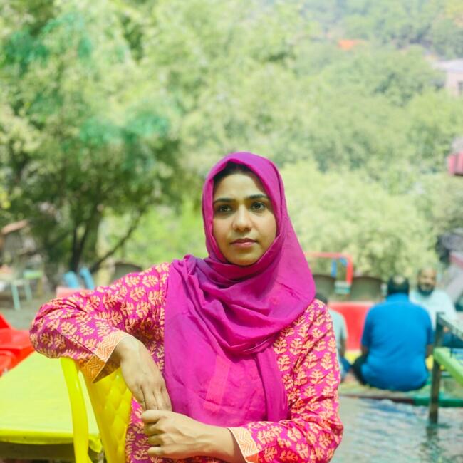 Babysitter in Bolton: Farah