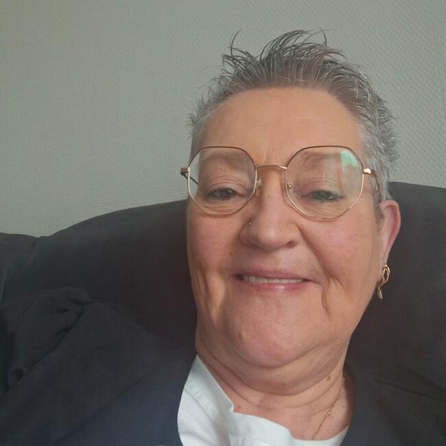 Babysitter in Limoges: Sandrine