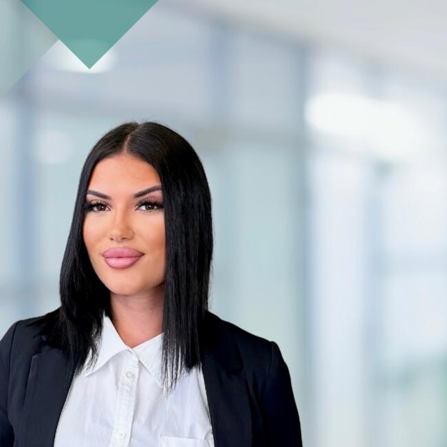 Babysitter in Uitikon Waldegg: Vanessa