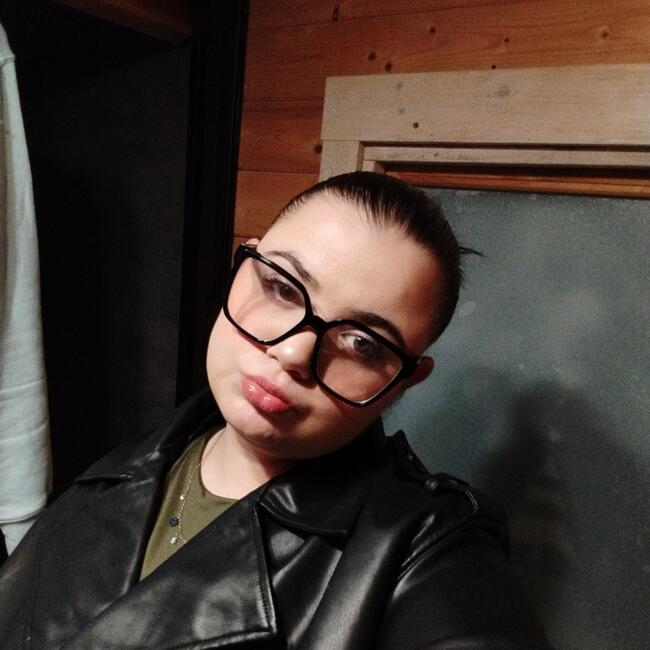 Babysitter in Charleroi: Emeline