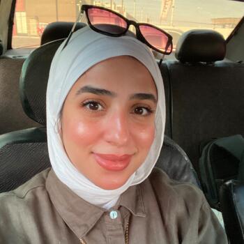 وظيفة مربية أطفال في القاهرة: فرص عمل كجليسة أطفال Aalaa