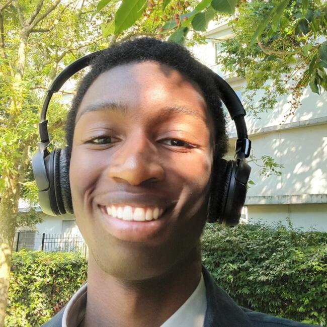 Babysitter in Bagneux: Johan