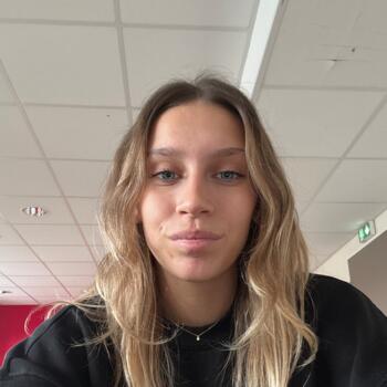 Babysitter in Santeny: Chine