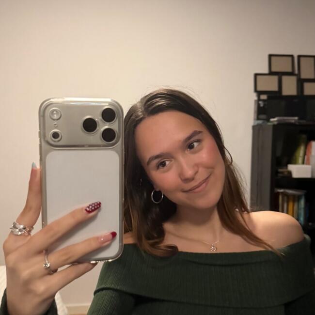 Babysitter in Cascais: Andreia