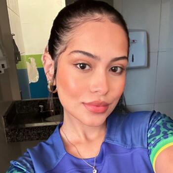 Babysitter Duque de Caxias: Ana