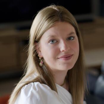 Babysitter in Kapellen: Angelika