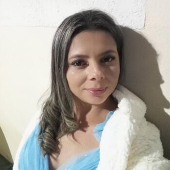 Babysitter São José dos Campos: Lucilene