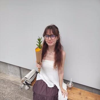 Babysitter in Seoul: Natalia