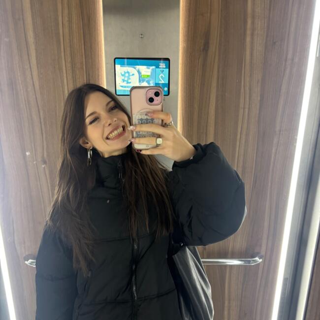 Babysitter in Les Pavillons-sous-Bois: Margaux