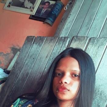 Babysitter in Maceió: Carine