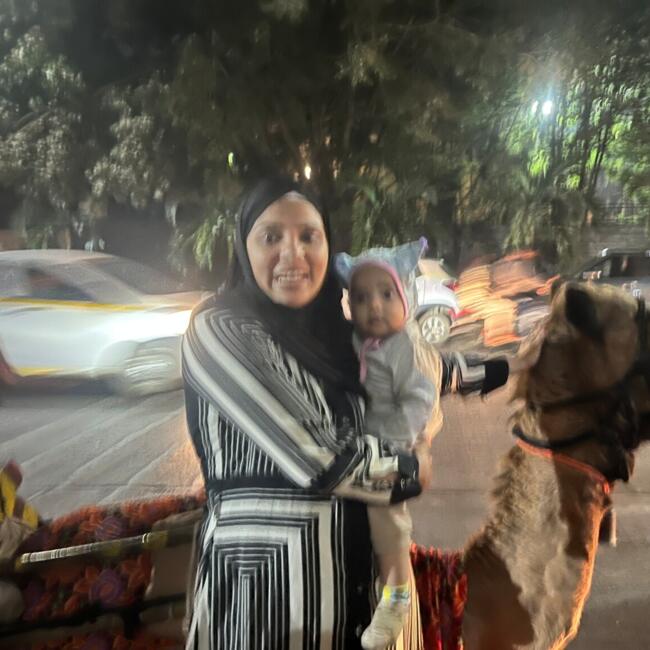 पुणे में बेबीसिटिंग की नौकरी: Heeba