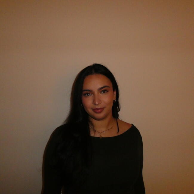 Baby-sitter in Genève: Salma