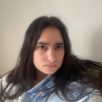 Babysitter in Romainville: Nesrine