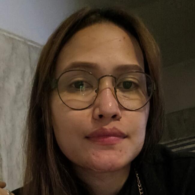 جليسة أطفال في جدة: Lendy