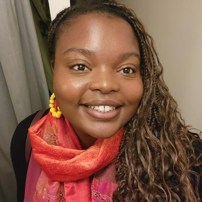 Babysitter in Torcy: Georgia