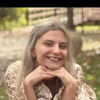 Babysitter in Buffalo: Kassie