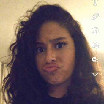 Babysitter in Saint-Denis: Shayma