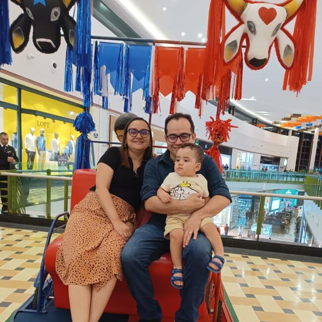 Emprego de babá em Manaus: Claudia