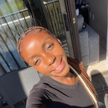 Babysitter in Durbanville: Vushongi