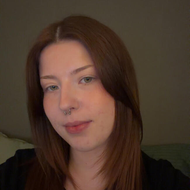 Babysitter in Jonchery-sur-Vesle: Nina