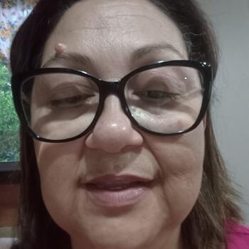 Babysitter in Vila Velha: Ana Alice