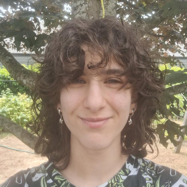 Babysitter in Victoria: Emily