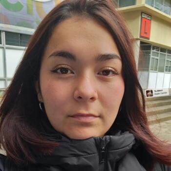 Babysitter in Freire: Celeste