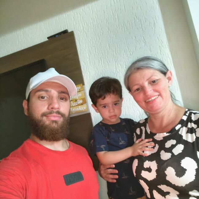 Babysitting job in Forquilhinha: Yan carlos