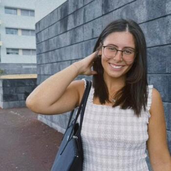 Babysitter Ponta Delgada: Júlia