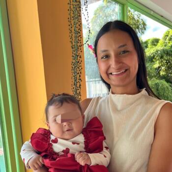 Niñera en Dos Quebradas: Valentina