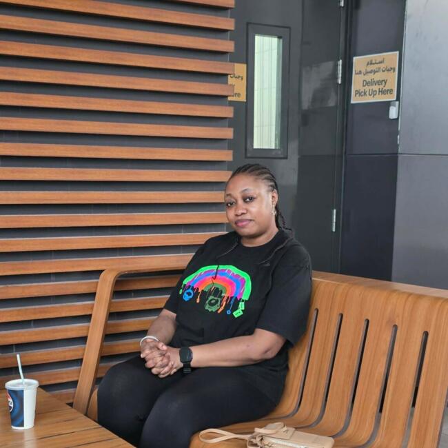 Babysitter in Al Wukayr: Miriam