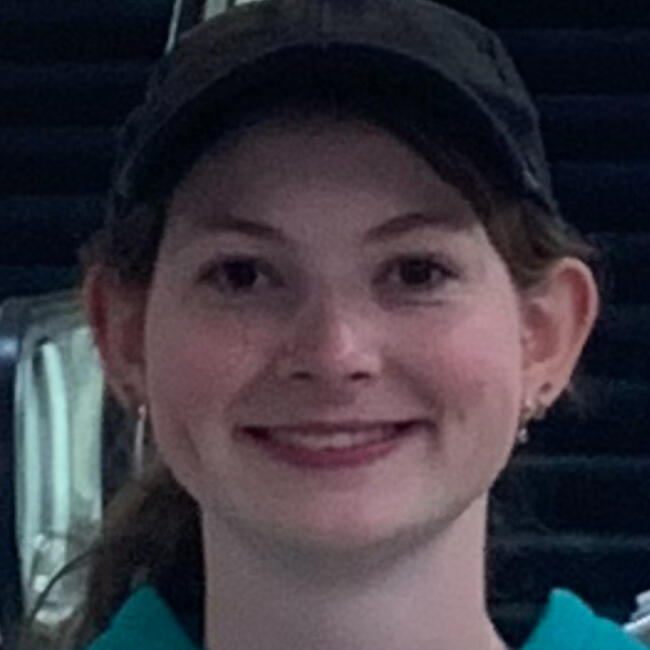 Babysitter in Tasmania: Amber