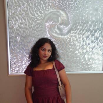 Babysitter in Singapore: Neha