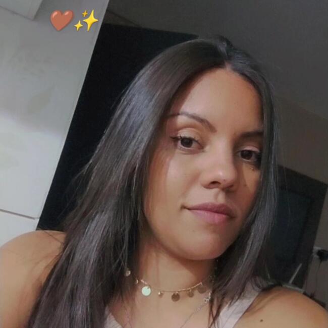 Babysitter in Embu das Artes: Bruna