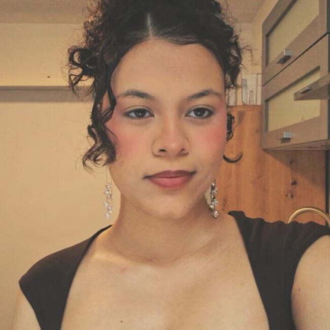 Babysitter in Saint-Gilles: Clara