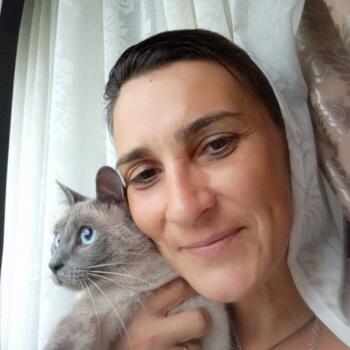 Babysitter in Voroneţ: Lavinia