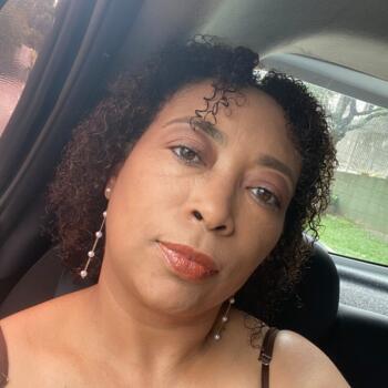 Babysitter in Curitiba: Valdelicia