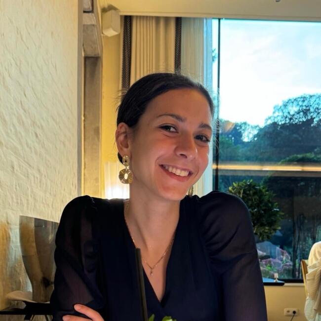 Babysitter in Leuze: Mellina