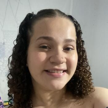 Babá Aparecida de Goiânia: Julia