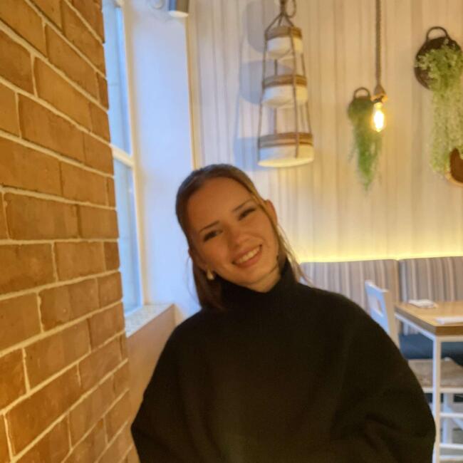 Baby-sitter in Eggersriet: Leonie