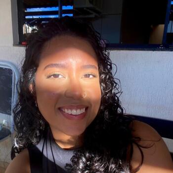 Babysitter in Brasília: Gabrielly