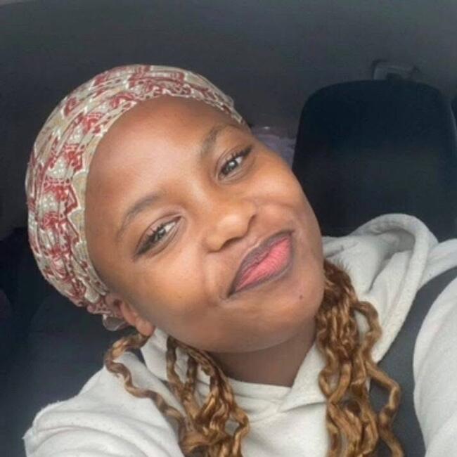 Babysitter in Cape Town: Simkhonzile